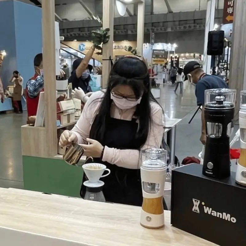 許逸倫